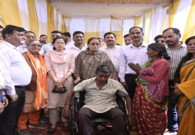 कैबिनेट मंत्री ने बहुउद्देशीय शिविर में सुनी शिकायतें, अधिकांश का मौके पर निस्तारण